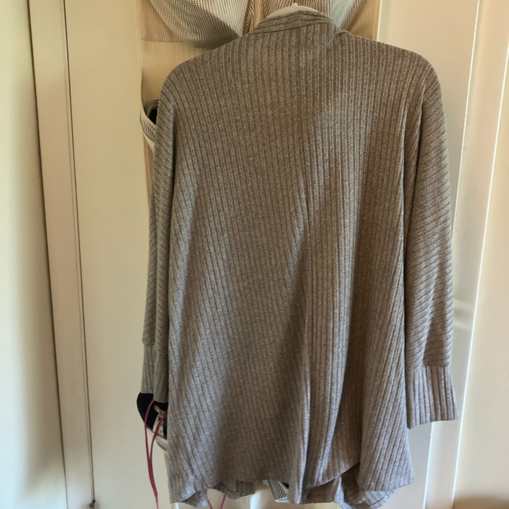 Lula roe sweater